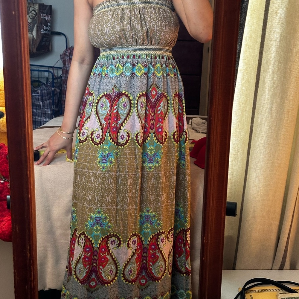 BOHO/HIPPIE STYLE MAXI DRESS, VINTAGE GREEN/RED/YELLOW/BLUE PRINT